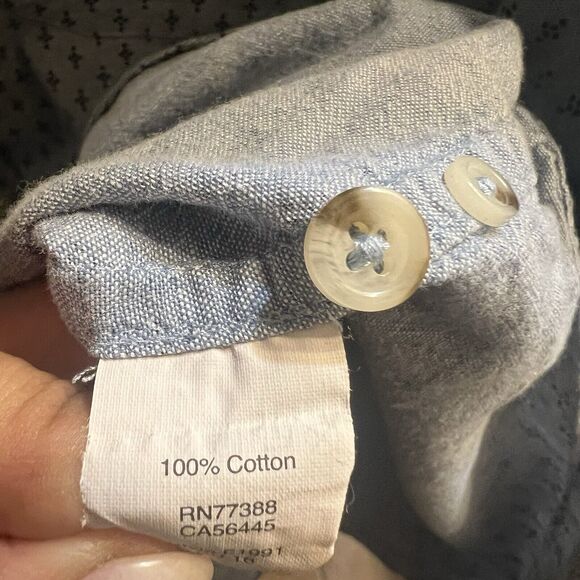 J. Crew Men’s Slim Chambray Long Sleeve Button Down Size XL Dot Print Preppy - Picture 11 of 11